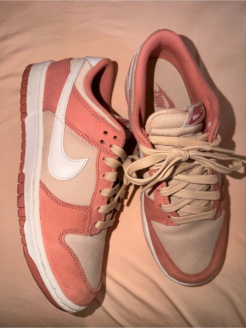 Nike Peach & Cream Dunks Wmns 9.5/Mens 8
